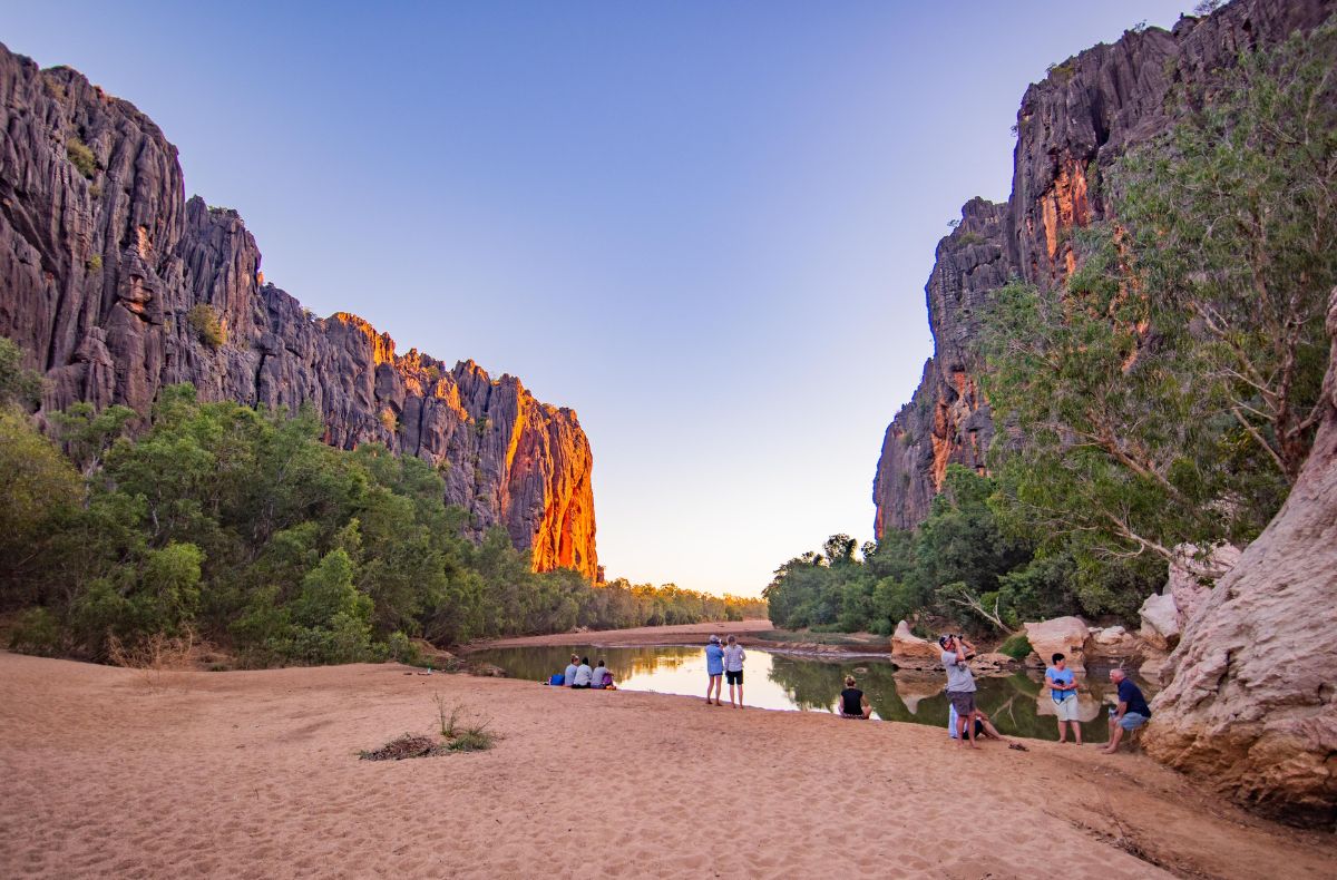 The walk within Windjana Gorge is on soft sand
